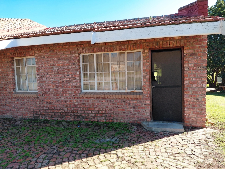 4 Bedroom Property for Sale in Manor Heights Eastern Cape
